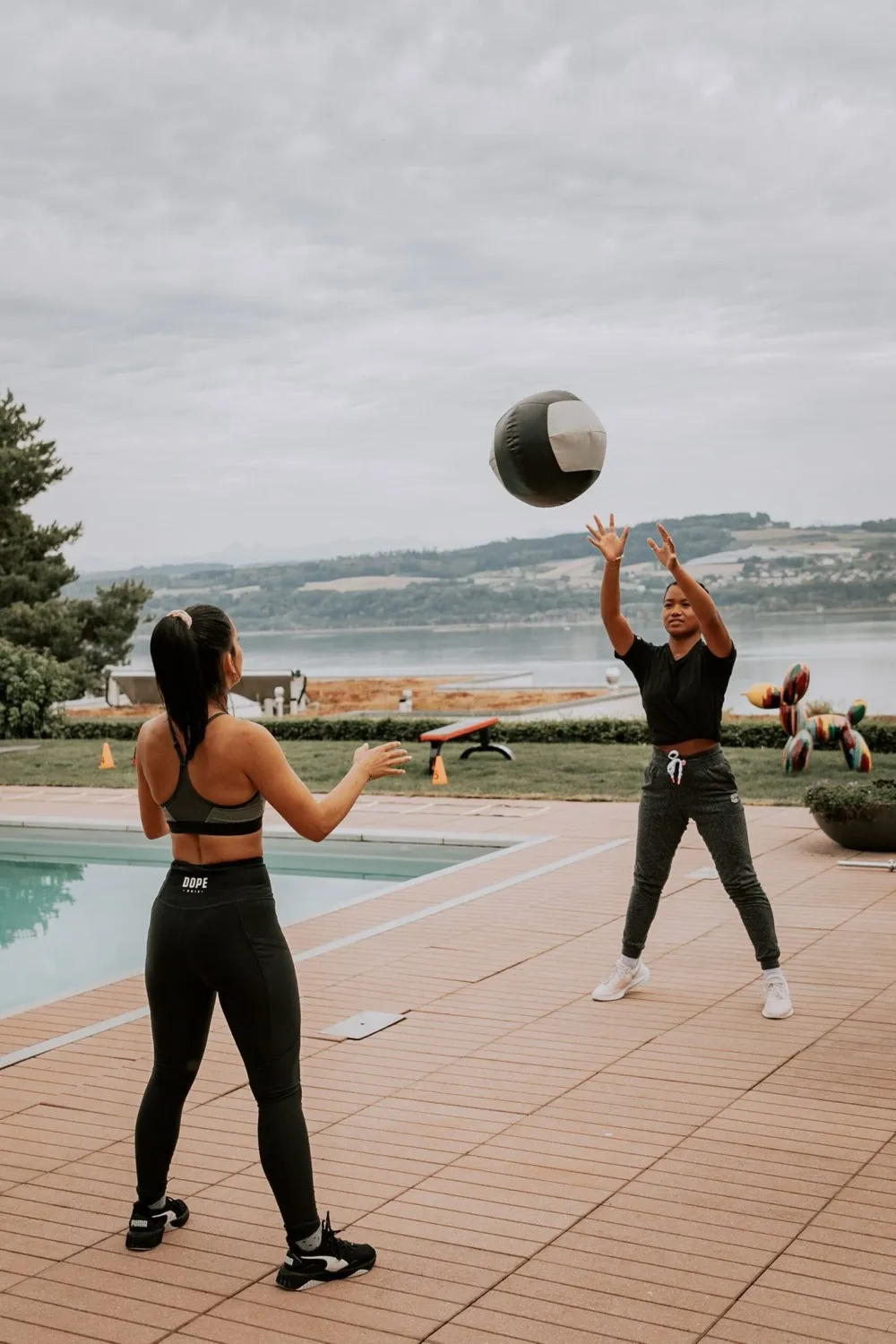 Coaching sportif au bord du lac